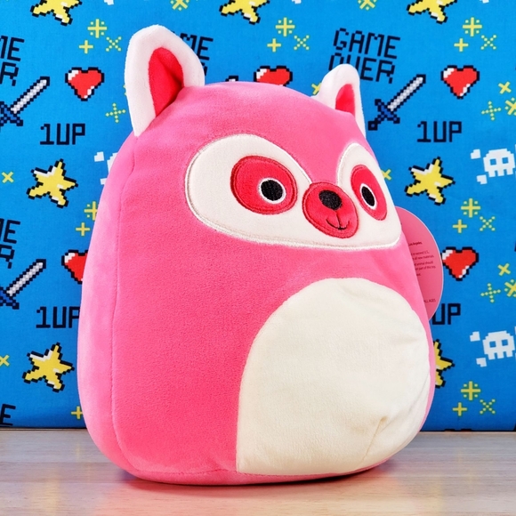 squishmallow pink lemur